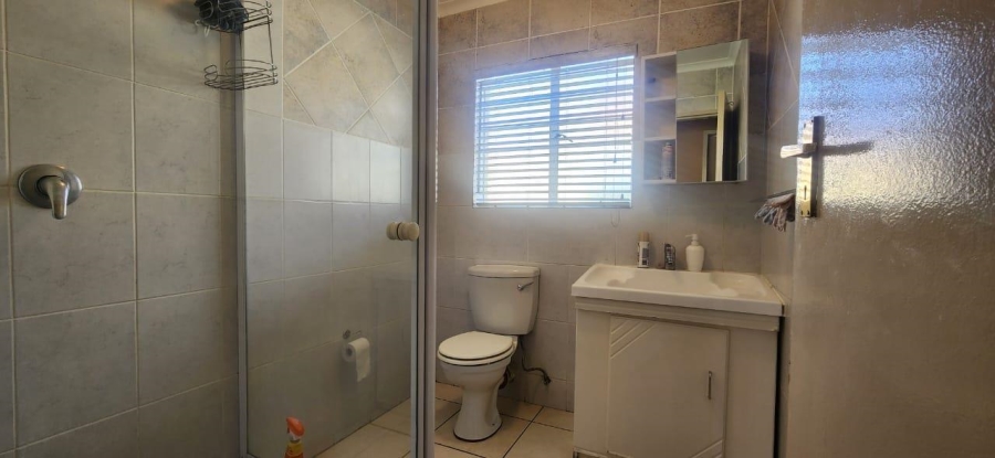 To Let 3 Bedroom Property for Rent in Elandspark Gauteng