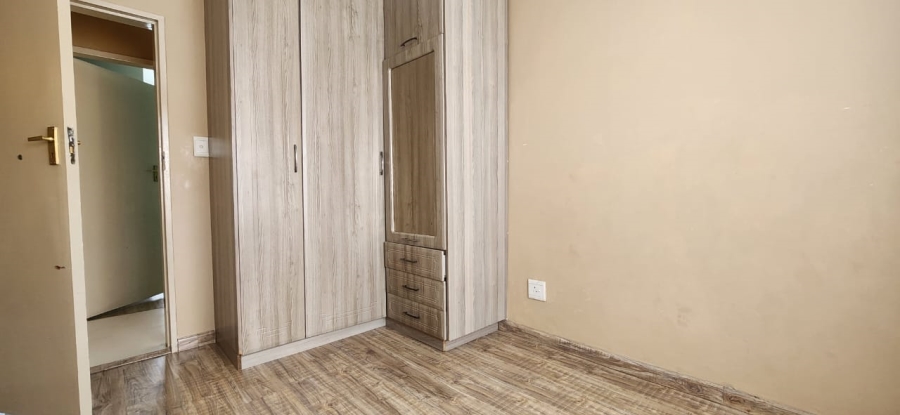 To Let 3 Bedroom Property for Rent in Elandspark Gauteng