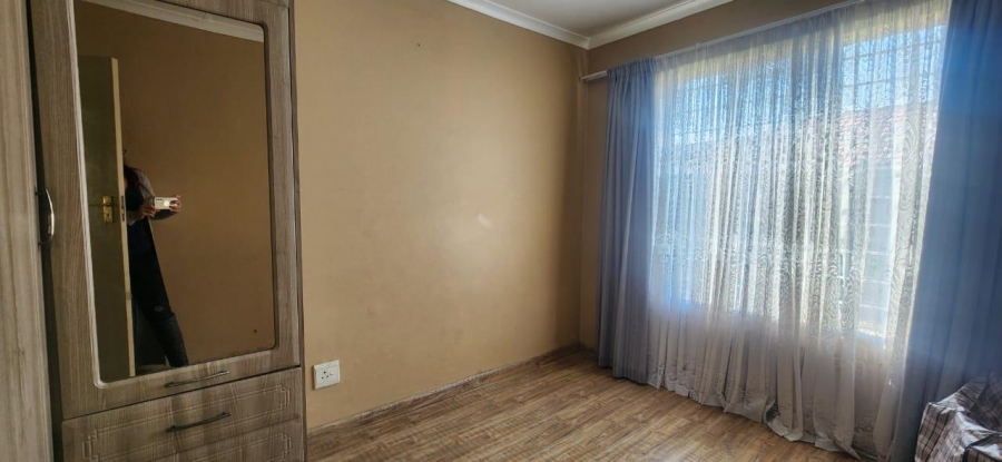 To Let 3 Bedroom Property for Rent in Elandspark Gauteng