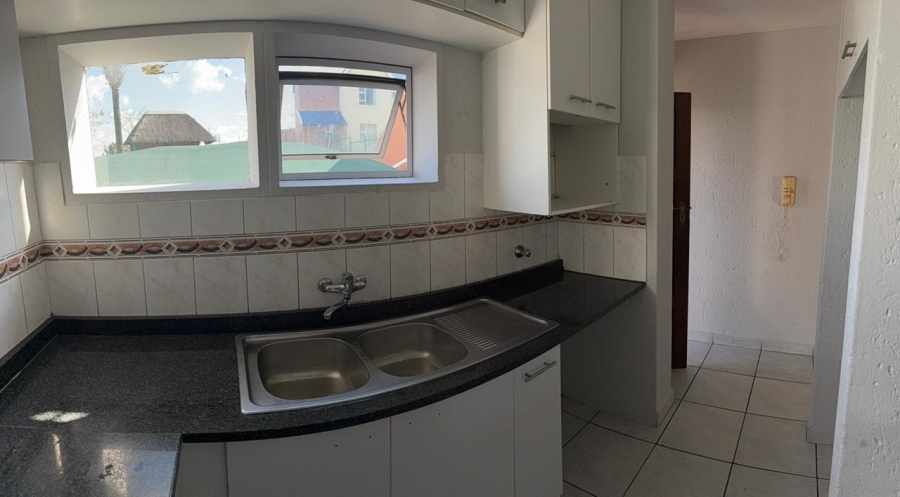 To Let 2 Bedroom Property for Rent in Winchester Hills Gauteng