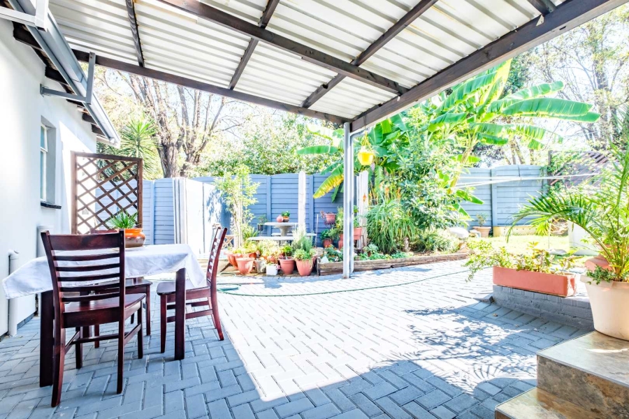4 Bedroom Property for Sale in General Albertspark Gauteng