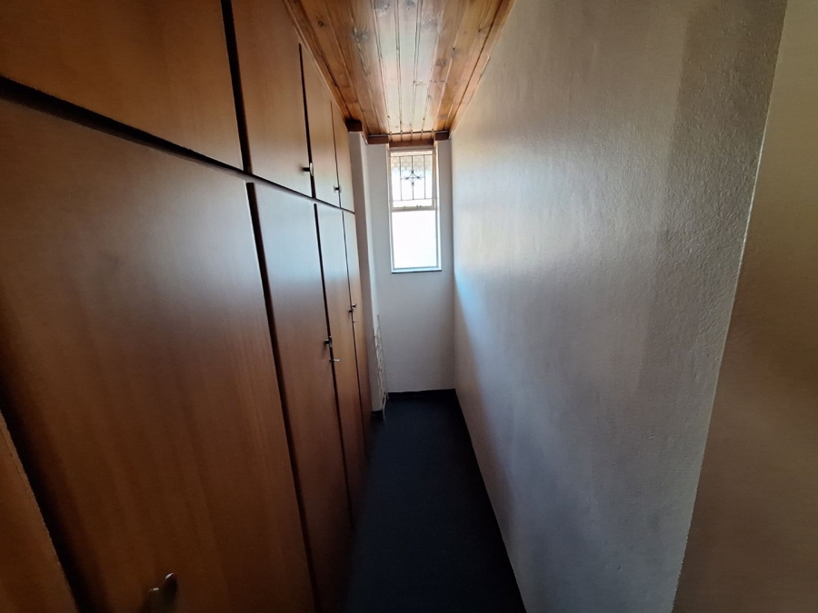 To Let 2 Bedroom Property for Rent in Ferndale Gauteng