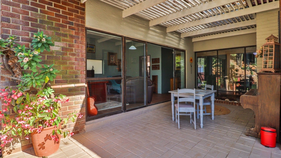 3 Bedroom Property for Sale in Northcliff Gauteng