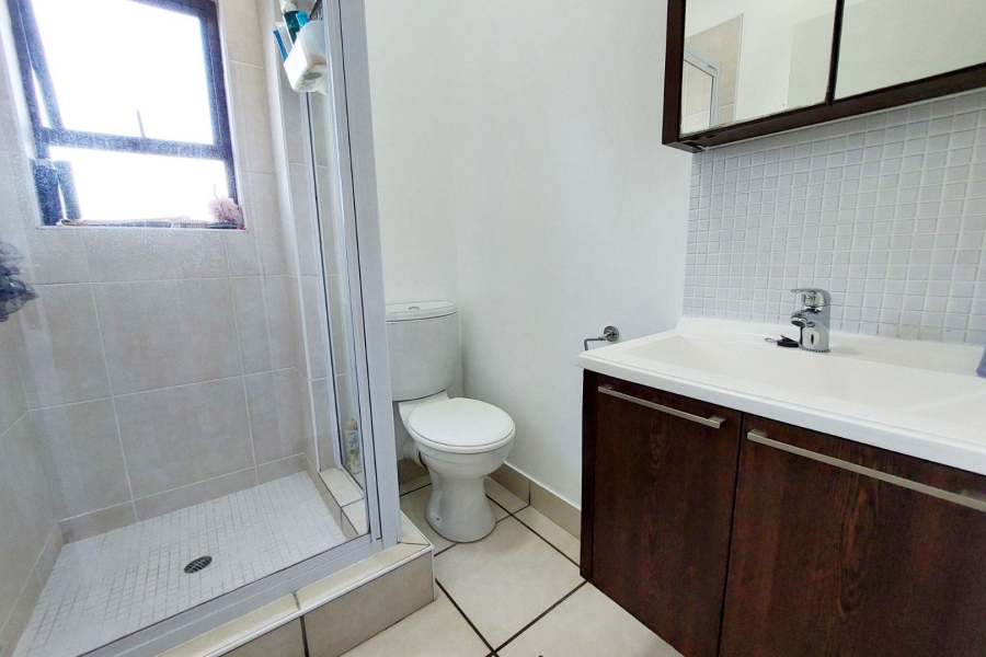To Let 2 Bedroom Property for Rent in Bryanston Gauteng
