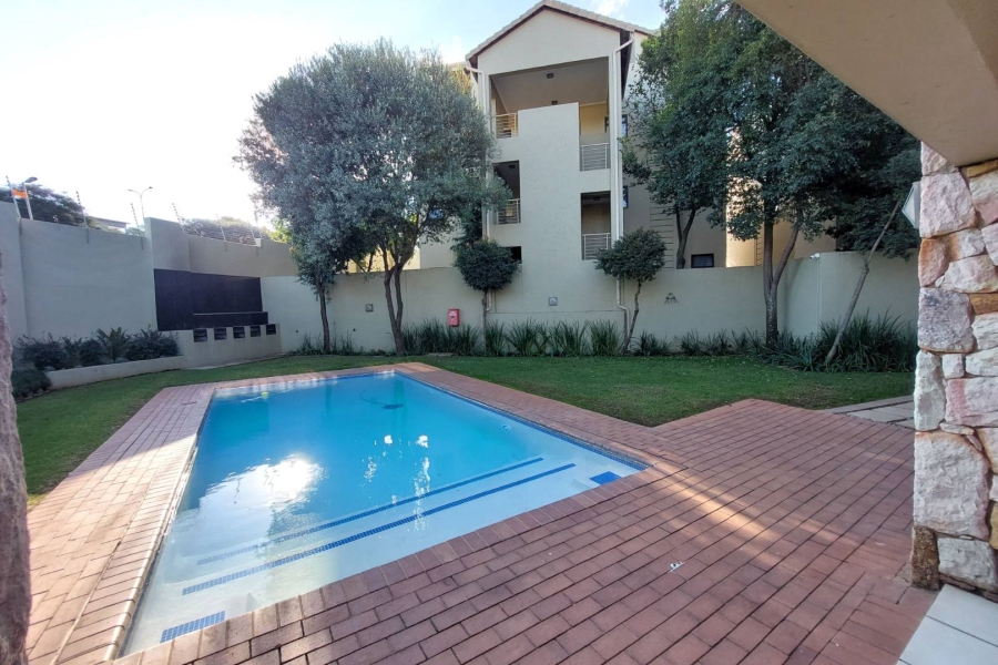 To Let 2 Bedroom Property for Rent in Bryanston Gauteng