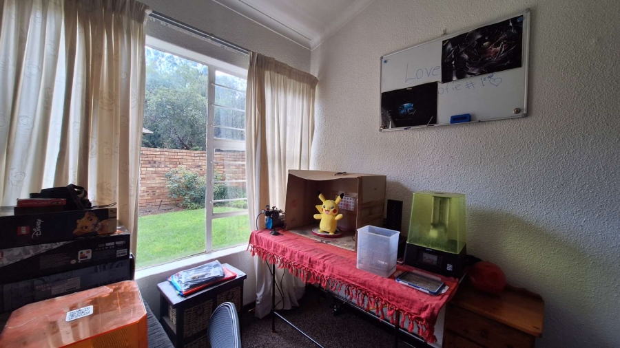 To Let 3 Bedroom Property for Rent in Radiokop Gauteng