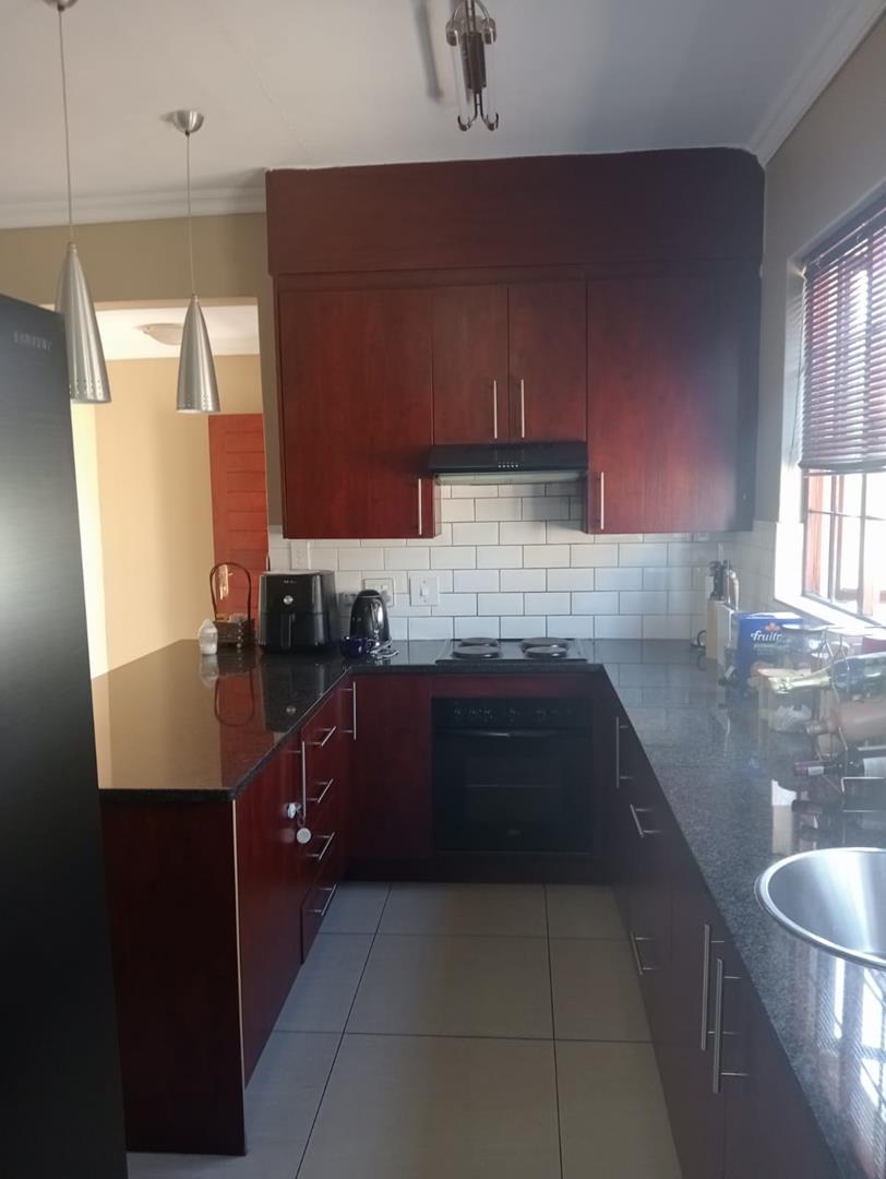 3 Bedroom Property for Sale in Equestria Gauteng