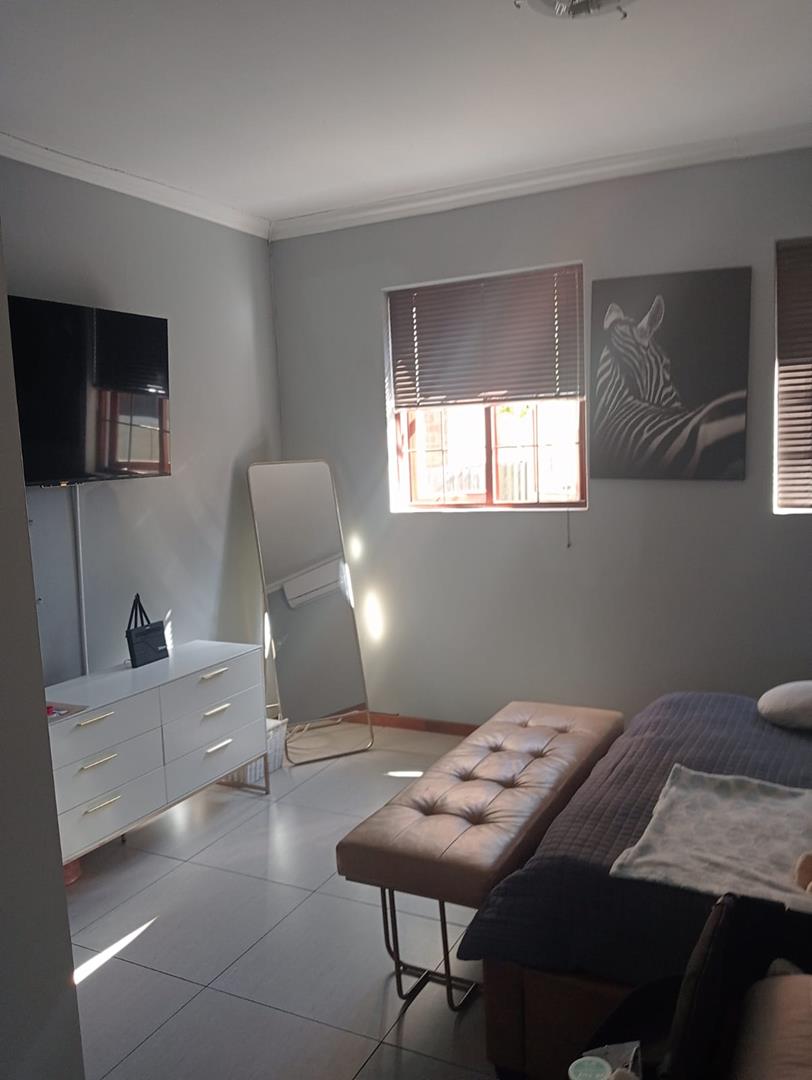 3 Bedroom Property for Sale in Equestria Gauteng