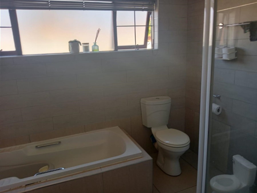 3 Bedroom Property for Sale in Equestria Gauteng
