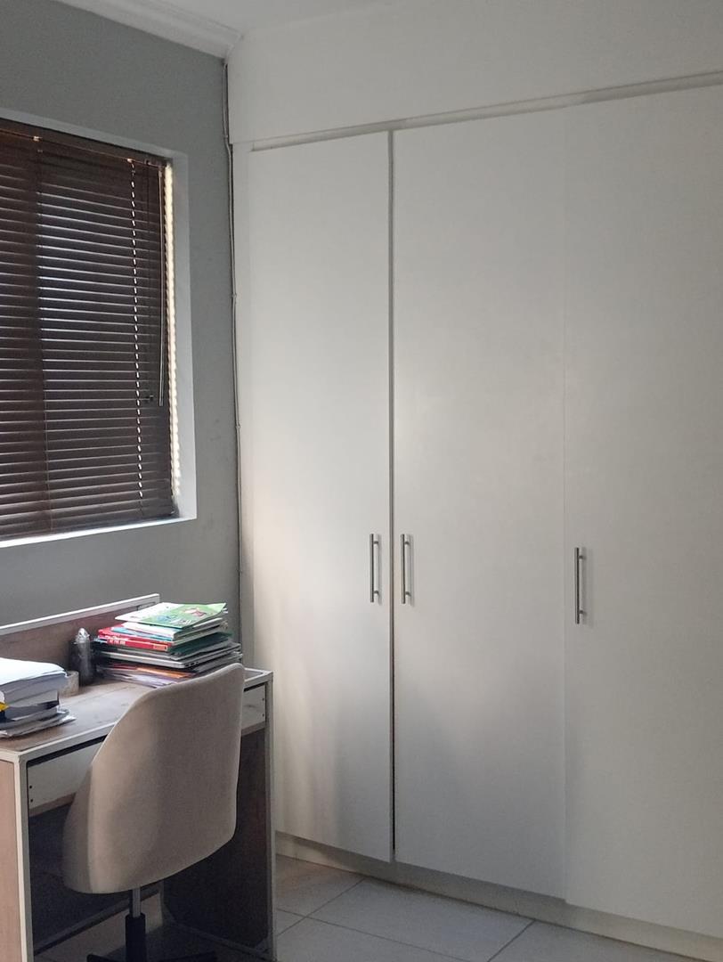 3 Bedroom Property for Sale in Equestria Gauteng