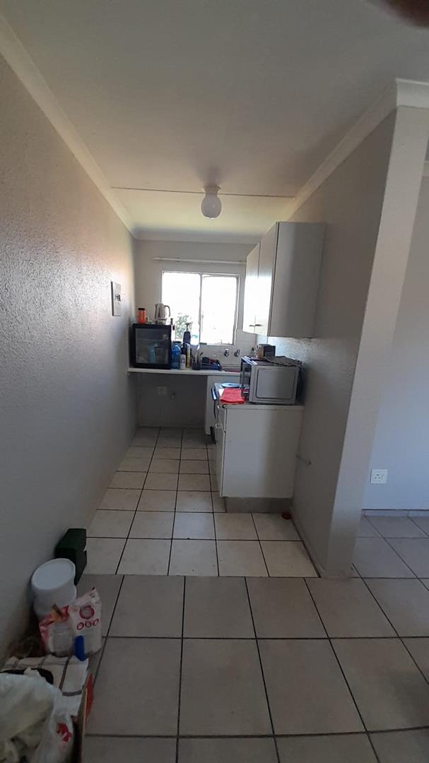 1 Bedroom Property for Sale in Glen Marais Gauteng