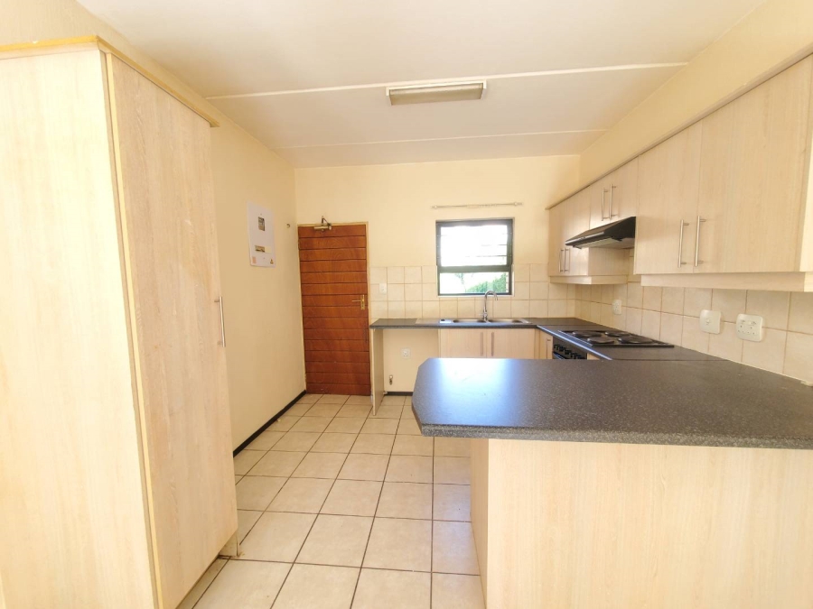 2 Bedroom Property for Sale in North Riding Gauteng