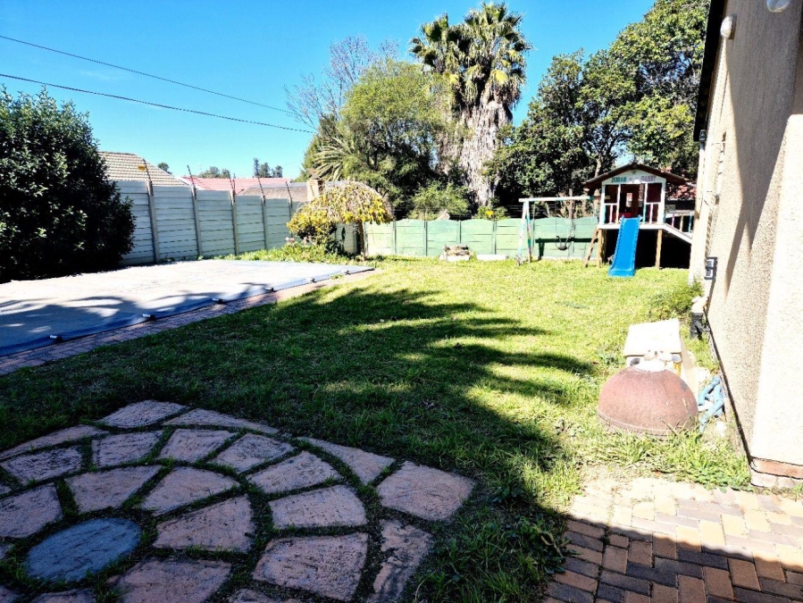 3 Bedroom Property for Sale in Brackendowns Gauteng