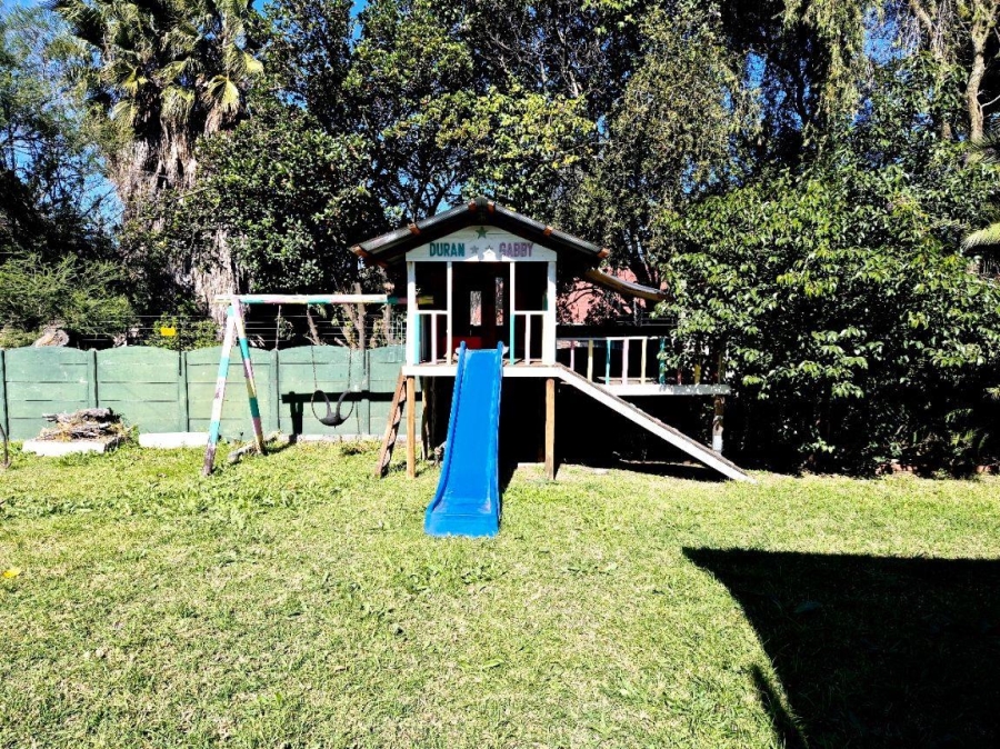 3 Bedroom Property for Sale in Brackendowns Gauteng