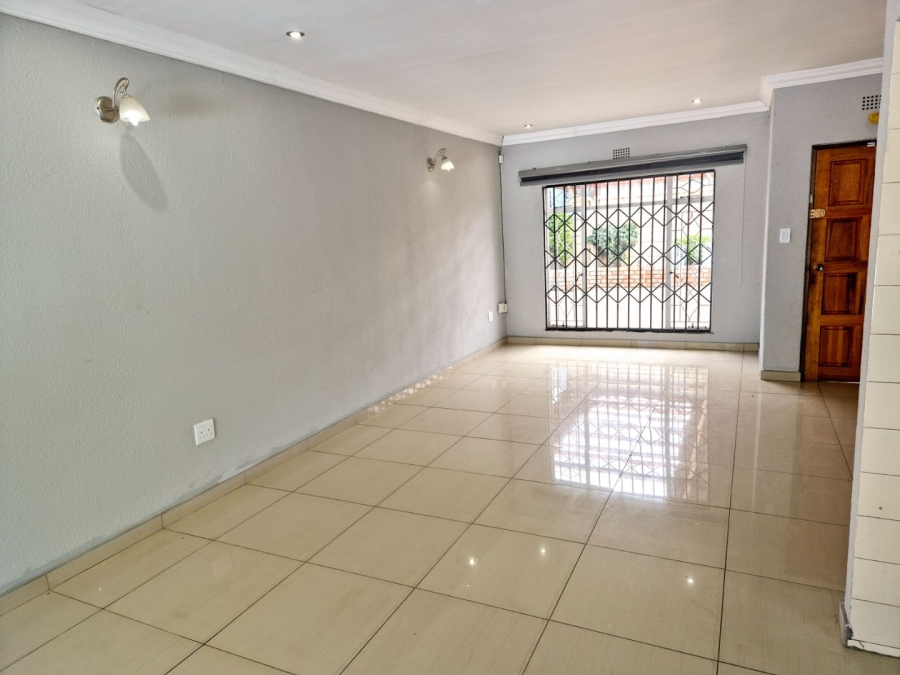 3 Bedroom Property for Sale in Brackendowns Gauteng
