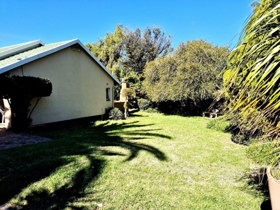 3 Bedroom Property for Sale in Brackendowns Gauteng