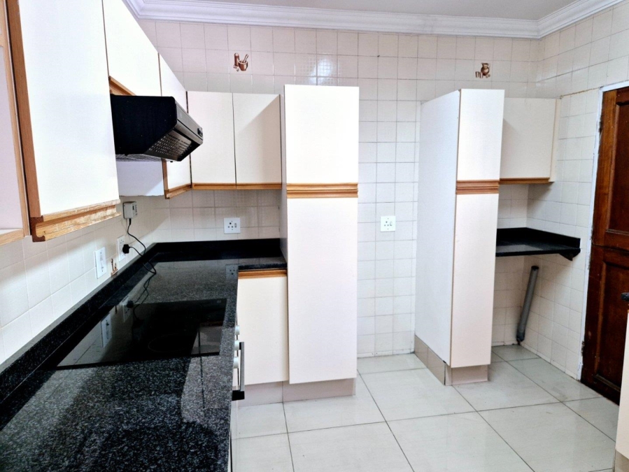 3 Bedroom Property for Sale in Brackendowns Gauteng