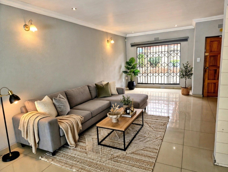 3 Bedroom Property for Sale in Brackendowns Gauteng