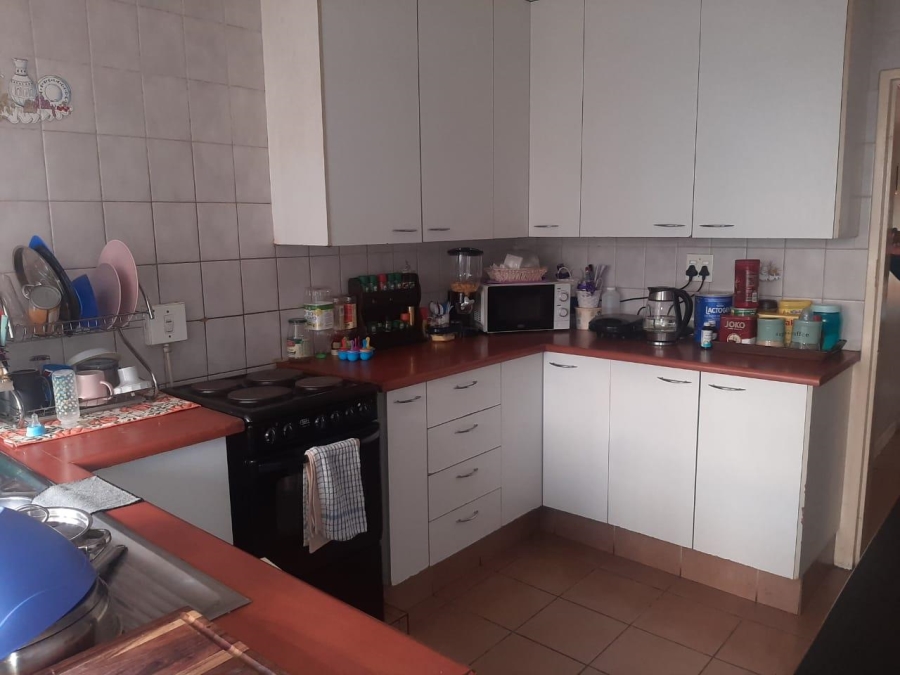 2 Bedroom Property for Sale in Townsview Gauteng