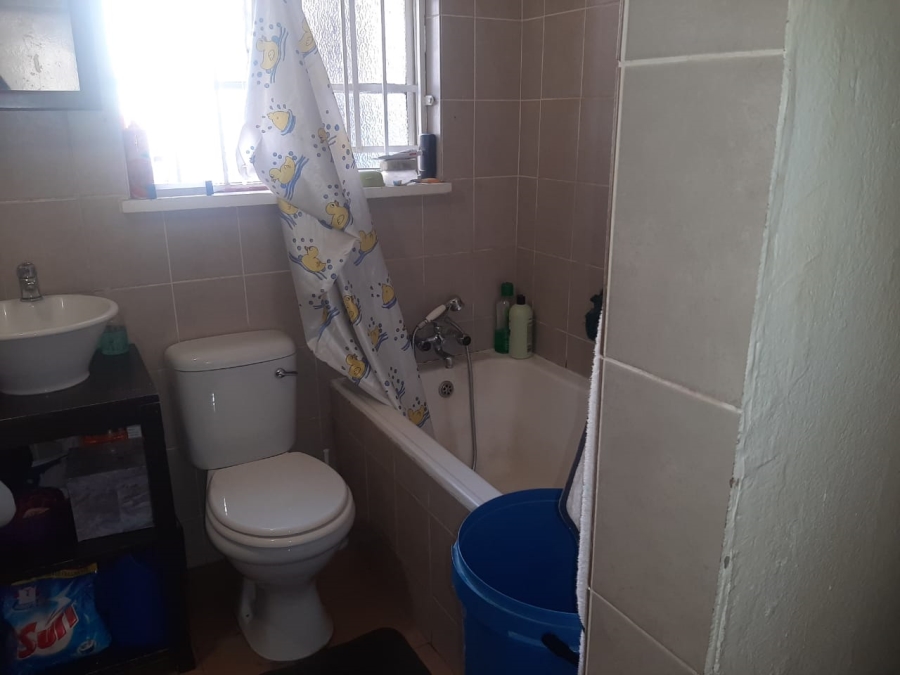 2 Bedroom Property for Sale in Townsview Gauteng