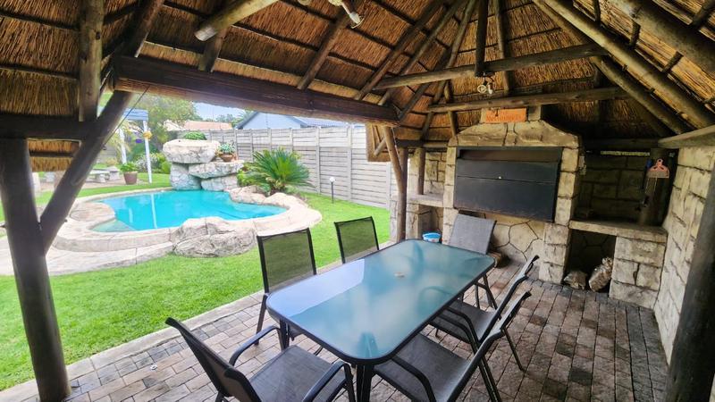 3 Bedroom Property for Sale in Verwoerdpark Gauteng