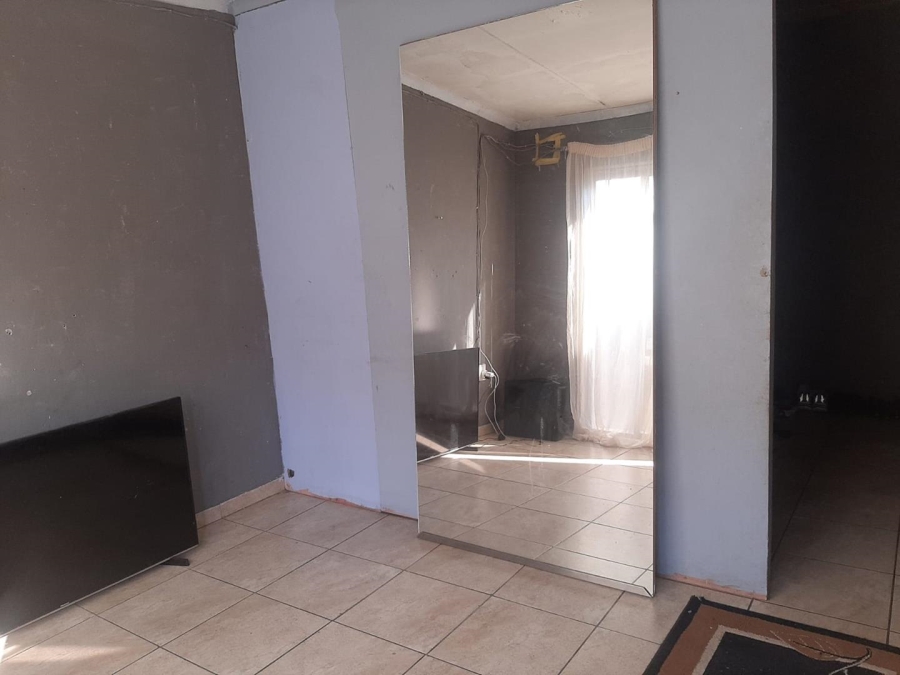 12 Bedroom Property for Sale in Kenilworth Gauteng