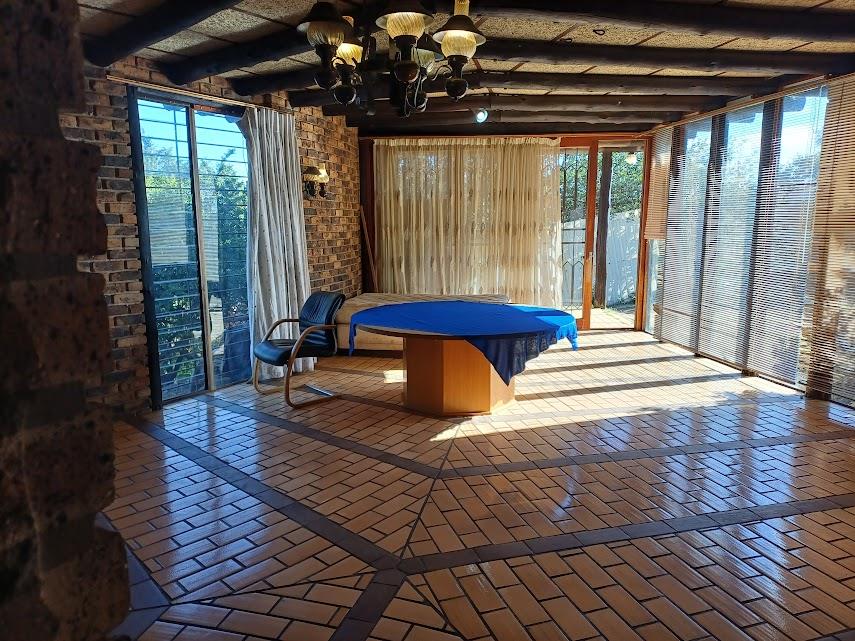 4 Bedroom Property for Sale in Glenvista Gauteng
