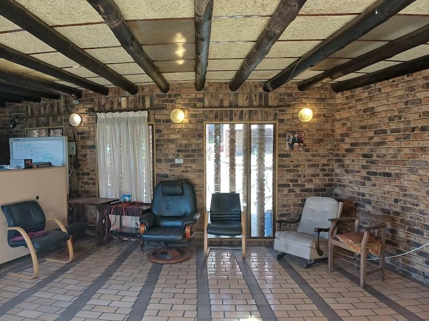 4 Bedroom Property for Sale in Glenvista Gauteng