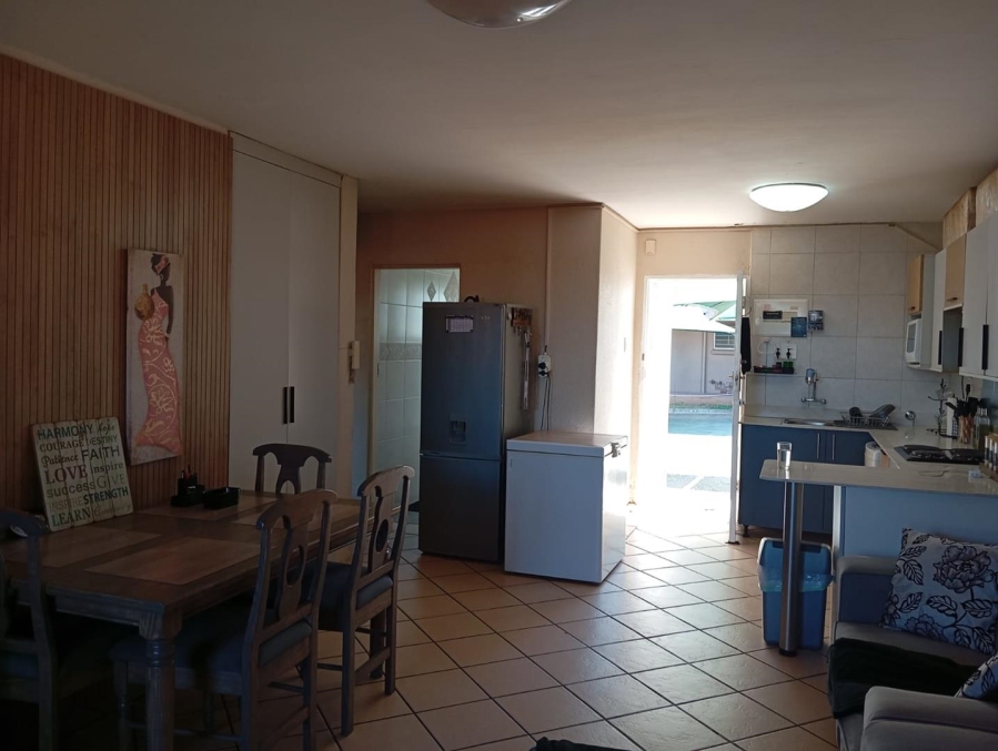 To Let 3 Bedroom Property for Rent in Florentia Gauteng