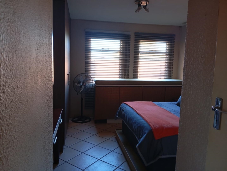 To Let 3 Bedroom Property for Rent in Florentia Gauteng