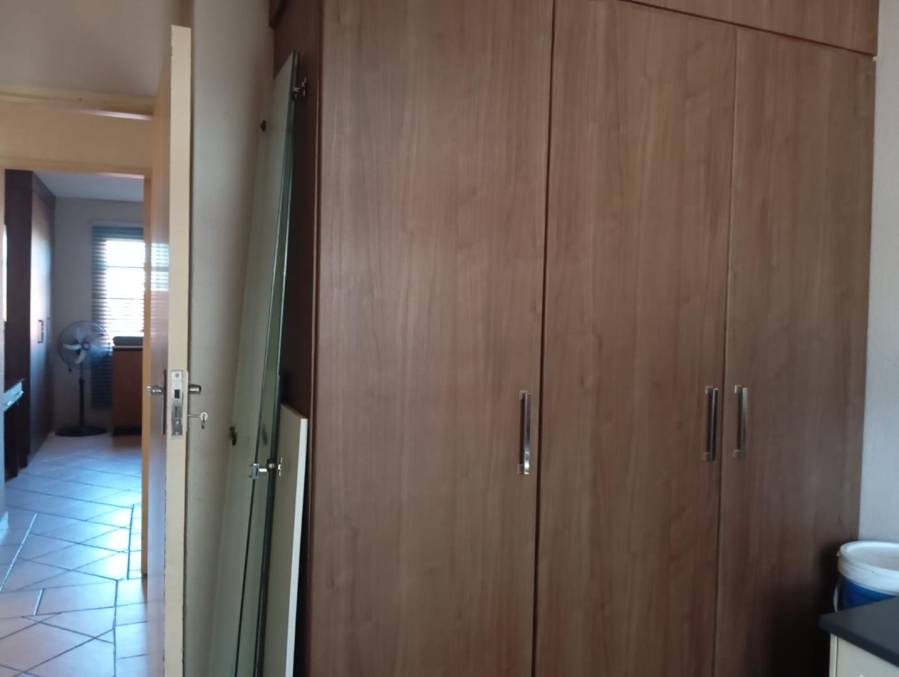 To Let 3 Bedroom Property for Rent in Florentia Gauteng