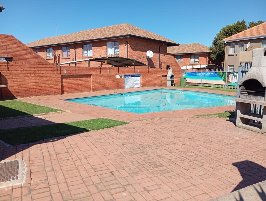 To Let 3 Bedroom Property for Rent in Florentia Gauteng