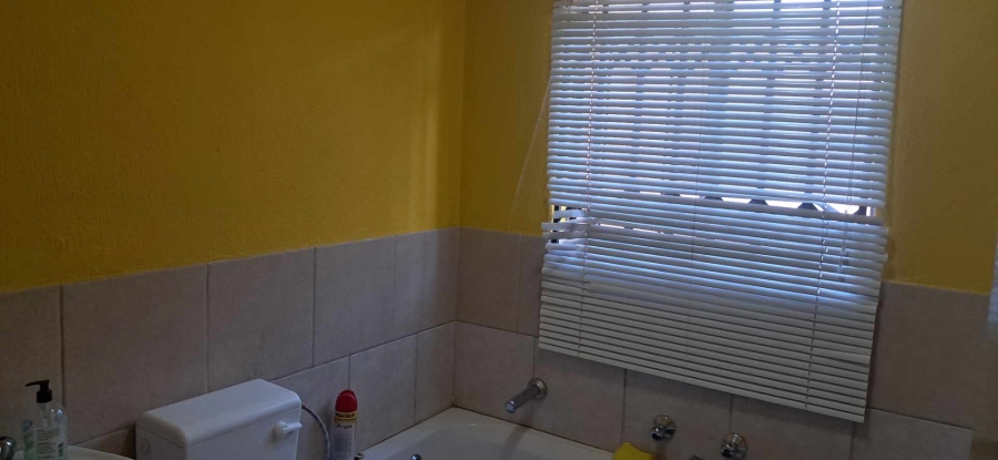 2 Bedroom Property for Sale in Clarina Gauteng
