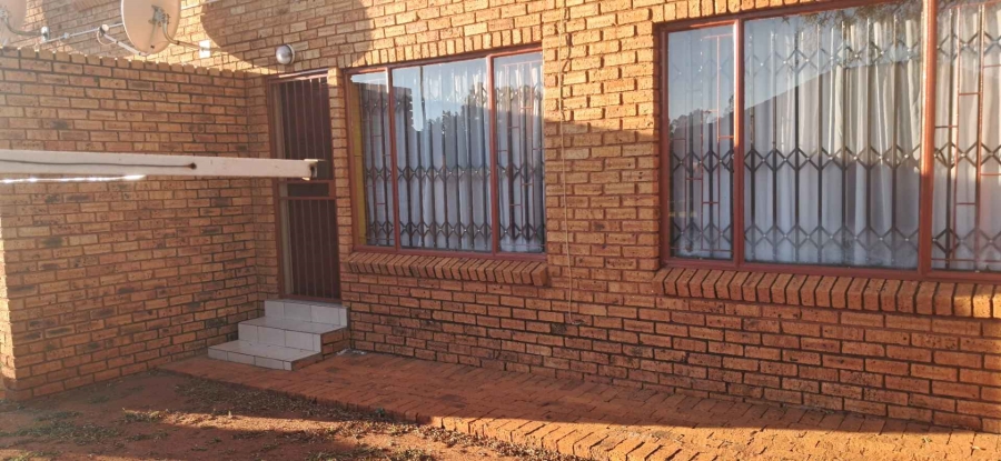 2 Bedroom Property for Sale in Clarina Gauteng