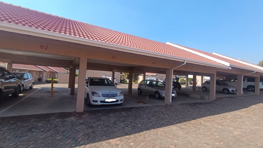 1 Bedroom Property for Sale in Norkem Park Gauteng