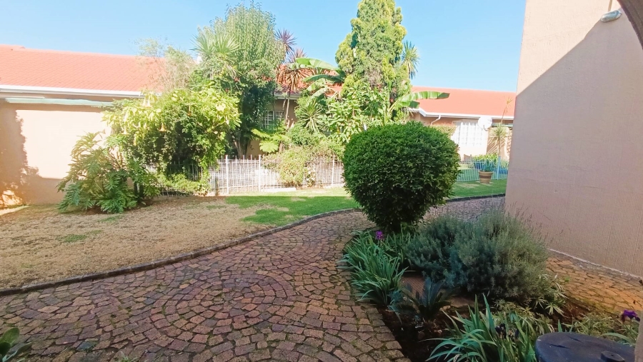 1 Bedroom Property for Sale in Norkem Park Gauteng