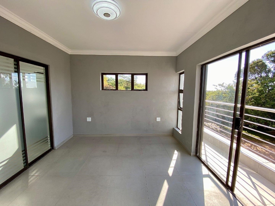 5 Bedroom Property for Sale in Zambezi Manor Lifestyle Estate Gauteng