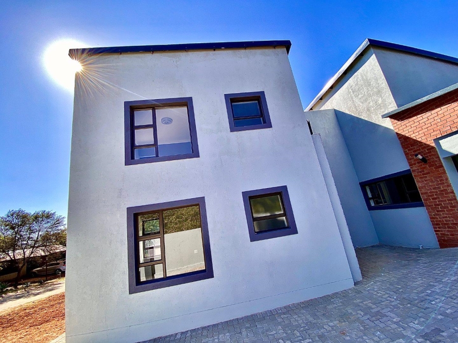 5 Bedroom Property for Sale in Montana Gauteng
