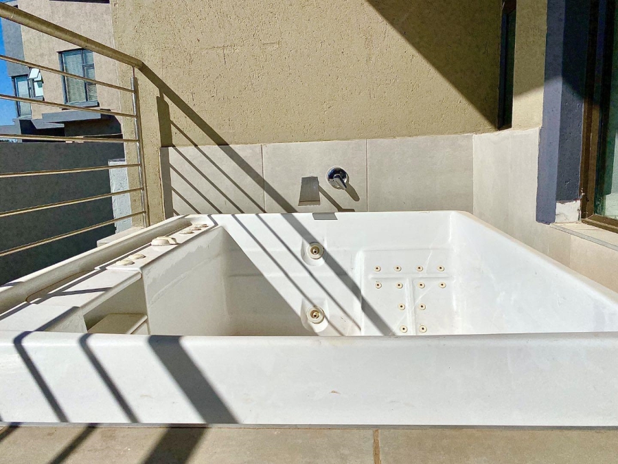 5 Bedroom Property for Sale in Montana Gauteng