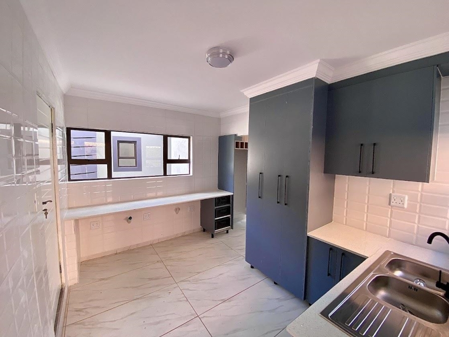 5 Bedroom Property for Sale in Montana Gauteng