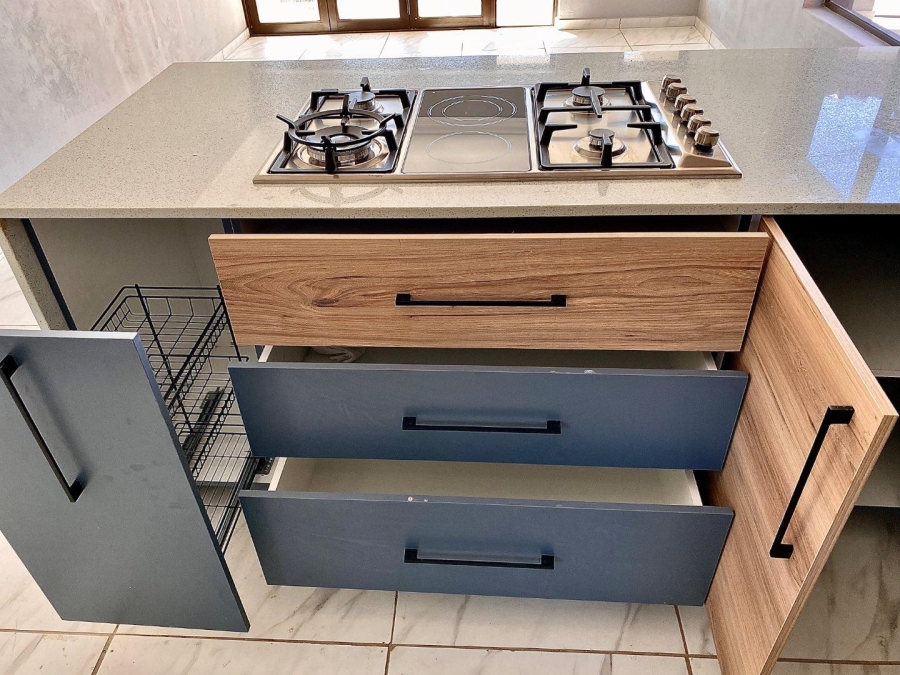 5 Bedroom Property for Sale in Montana Gauteng