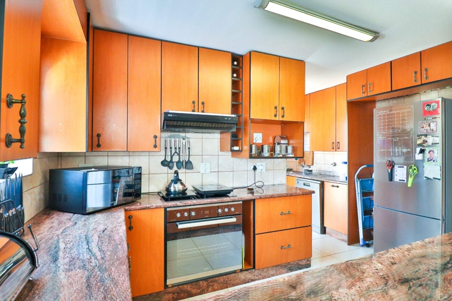 3 Bedroom Property for Sale in Faerie Glen Gauteng