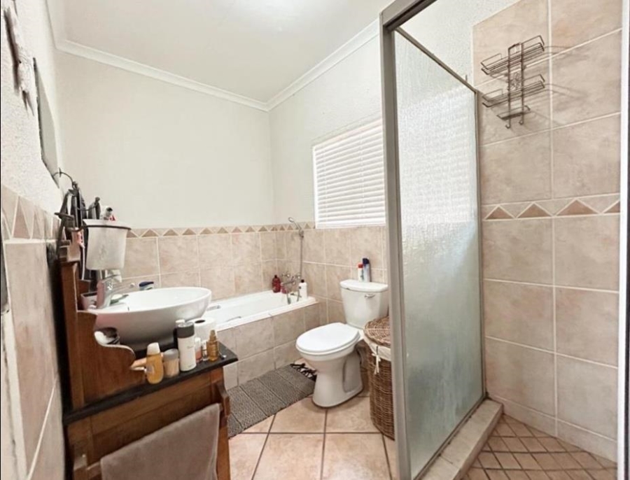 2 Bedroom Property for Sale in Equestria Gauteng