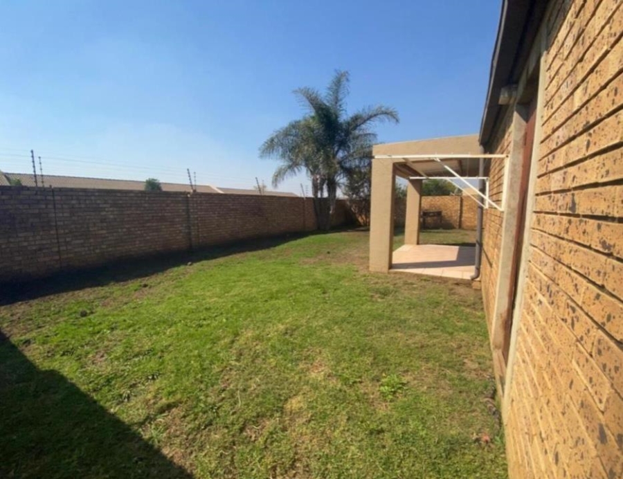 2 Bedroom Property for Sale in Equestria Gauteng