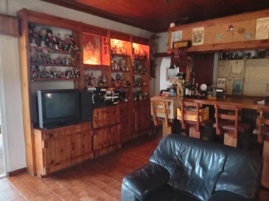 4 Bedroom Property for Sale in Wierdapark Gauteng