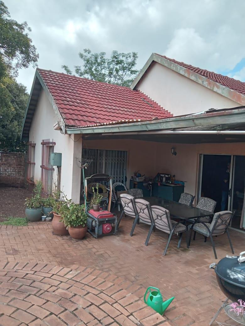 4 Bedroom Property for Sale in Wierdapark Gauteng