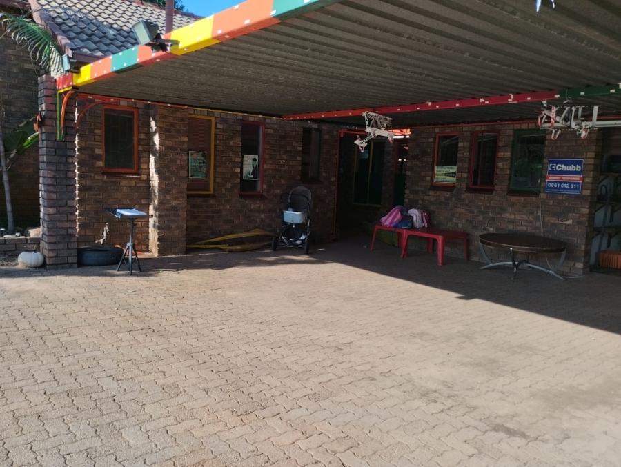 3 Bedroom Property for Sale in Kirkney Ext 5 Gauteng