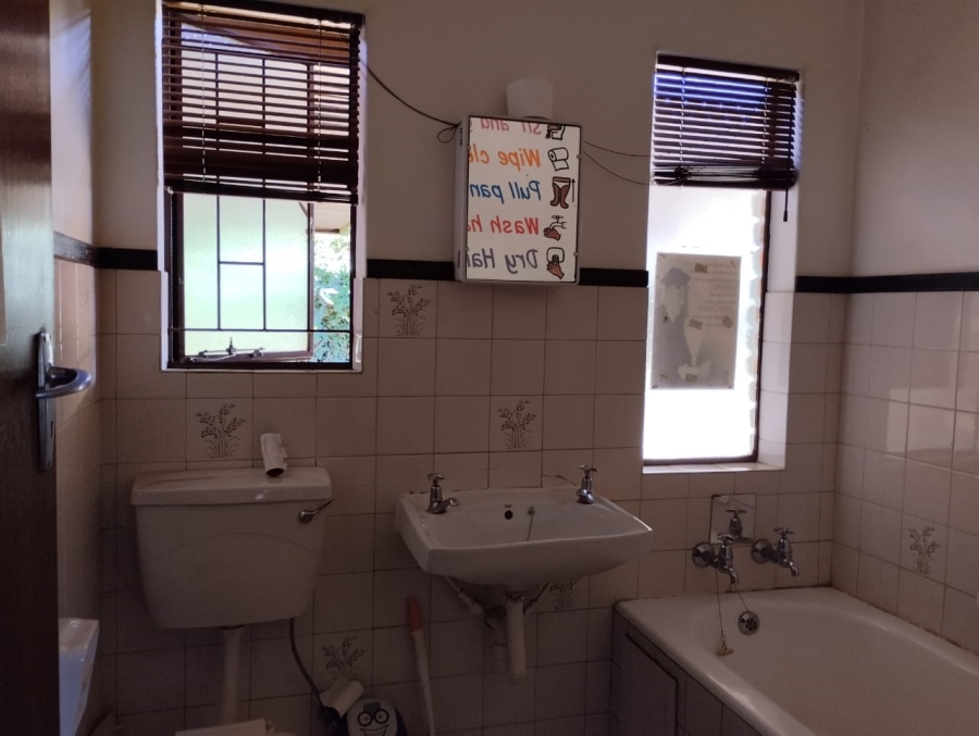3 Bedroom Property for Sale in Kirkney Ext 5 Gauteng