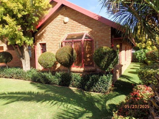 3 Bedroom Property for Sale in Garsfontein Gauteng