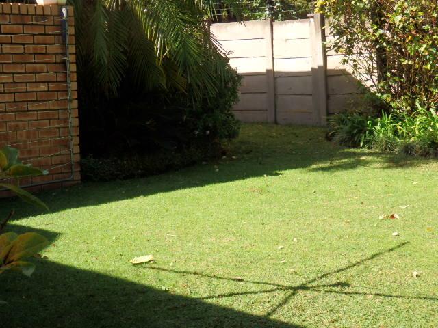 3 Bedroom Property for Sale in Garsfontein Gauteng